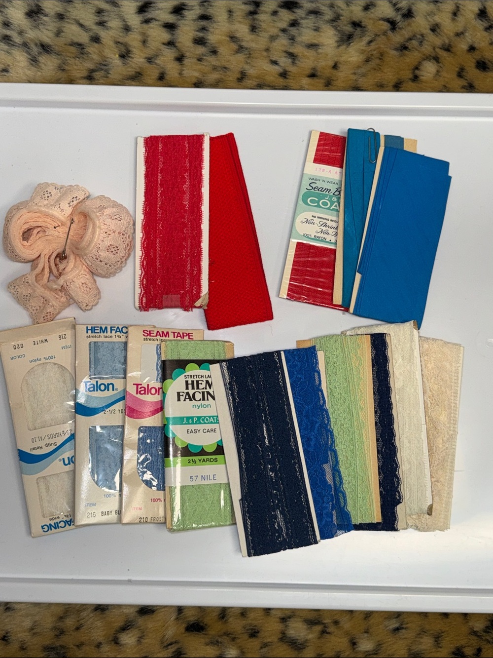 16 Assorted Vintage Trim and Lace Pack - Blue, Red, Navy, Cream, Green